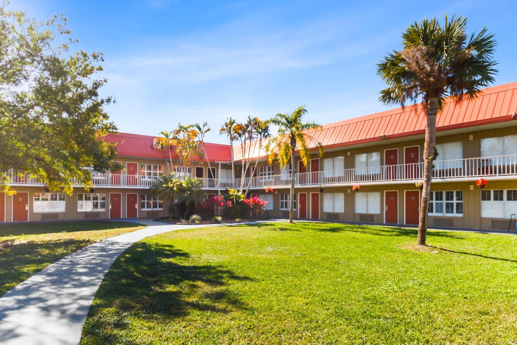 Vero Beach Inn & Suites Vero Beach I-95 (Adults Only) Eksteriør bilde