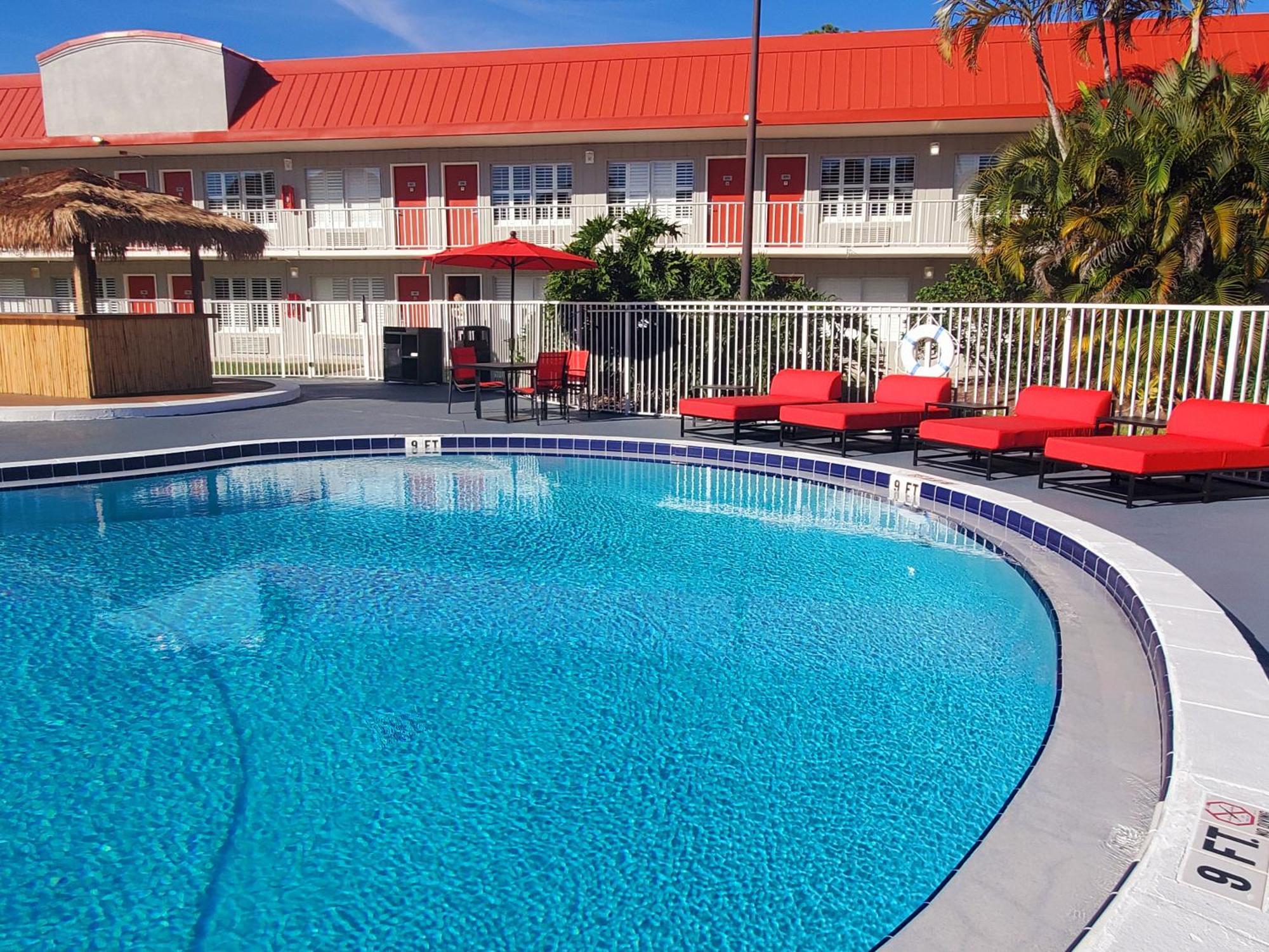Vero Beach Inn & Suites Vero Beach I-95 (Adults Only) Eksteriør bilde